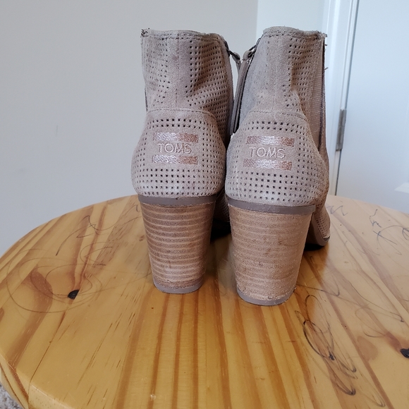 TOMS Ankle boots Size 8 - Picture 4 of 8